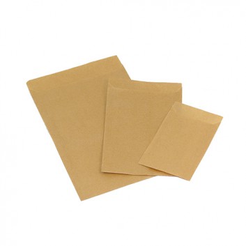  Papier-Flachbeutel - braun; verschiedene Formate; braun-glatt oder braun-enggerippt; Klappe ca. 20 mm; Kraftpapier, ca. 50 g/qm; Breite x Höhe 