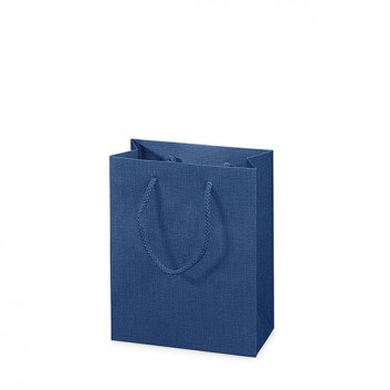  Präsenttasche; 17 + 8,5 x 21 cm; für 1 Flasche Boxbeutel; uni, Strukturprägung seidenmatt; dunkelblau, innen: dunkelblau 